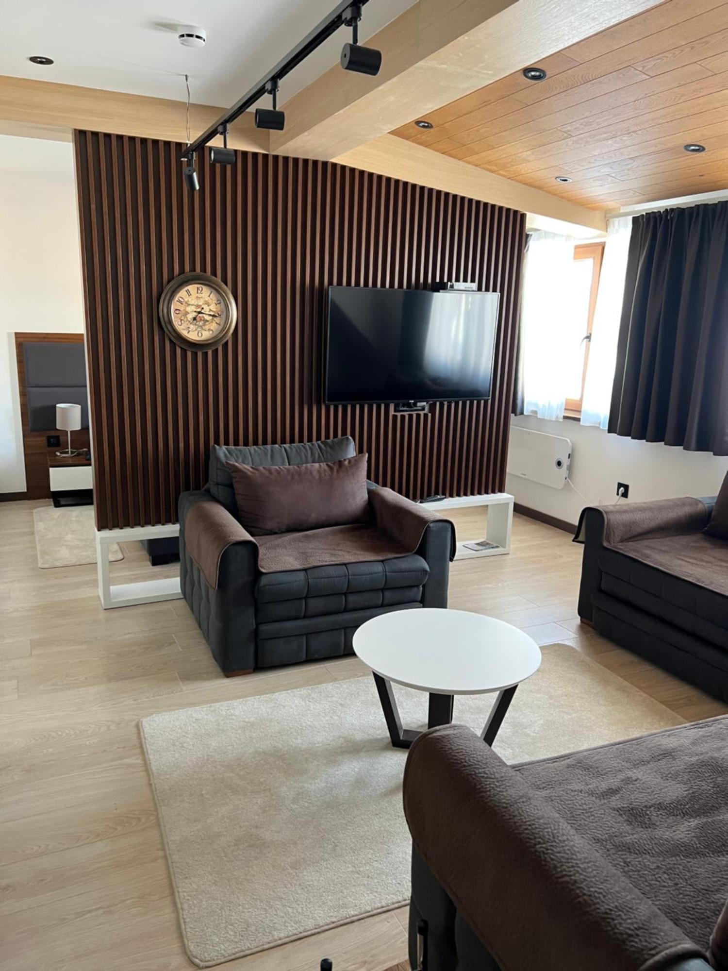 Family Apartmans Harry- Apartmans Of The Apart Hotel & Spa Zoned, Kopaonik - Special Benefit, Children Up To 13 Years Of Age Accompanied By Two Adults Stay For Free-Parking-Breakfast-Pool&Spa Eksteriør billede